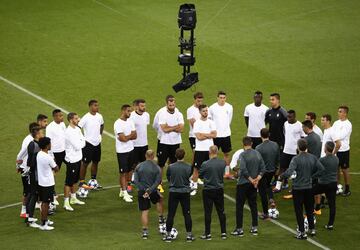 El entrenamiento de la Juventus en el Millennium Stadium