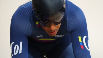 Quintero y Ortega avanzan a los cuartos de final del keirin