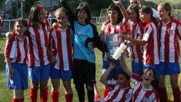 Las alevines del Atlético, campeonas.