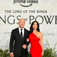 Jeff Bezos and Lauren Sanchez are engaged