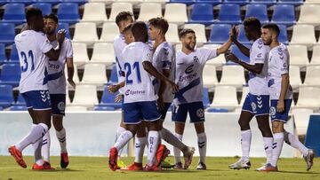 Dos de los tres fichajes marcaron en el primer amistoso