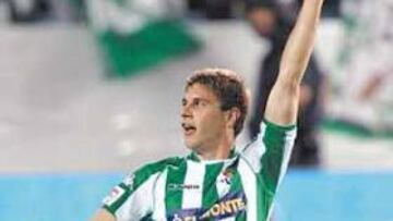 <b>TORERO. </b>El portuense seguirá deleitando a la afición bética.