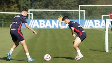 Charlie Patiño realizó su primer entrenamiento con el Deportivo.