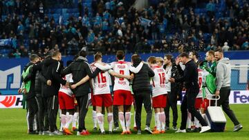 Soccer Football - Europa League Round of 16 Second Leg - Zenit Saint Petersburg vs RB Leipzig - Stadium St. Petersburg, Saint Petersburg, Russia - March 15, 2018   RB Leipzig players celebrate after the match    REUTERS/Maxim Shemetov