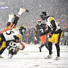 Why is Browns - Steelers called the Turnpike Rivalry in NFL?