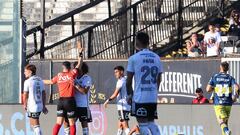 Falcón hace esto y se va expulsado: la reacción de Pavez reflejó el enojo de Colo Colo