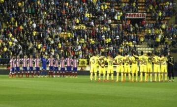 Minuto de silencio por las víctimas de Nepal.