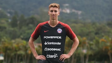 Otro chileno jugará en Argentina: "Si ando bien acá, sería lindo ser considerado en la Roja"