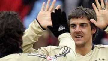 <B>DECISIVO.</B> Deisler va recuperando poco a poco la confianza y su gol ha sido determinante para la victoria del Bayern.