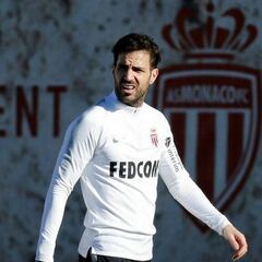 Cesc Fábregas desvela que su bisabuela sufre coronavirus