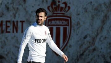 Cesc Fábregas desvela que su bisabuela sufre coronavirus