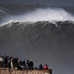 “Caer en una ola gigante puede ser como rebotar sobre cemento”