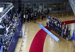 Foto de familia durante la Cumbre con los Balcanes Occidentales, en la sede del Consejo Europeo, a 17 de diciembre de 2025, en Bruselas (Bélgica). Los líderes europeos han tenido ocasión de abordar el estado de las candidaturas de los países candidatos a la adhesión a la Unión Europea. Sánchez ha defendido una Europa que integre en el futuro a los Balcanes Occidentales en coherencia con la política exterior y los valores europeos
17 DICIEMBRE 2025
Pool Moncloa/Fernando Calvo y Pool UE
17/12/2025