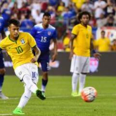 Neymar aún espera jugar ante Chile: "Estoy haciendo fuerzas"