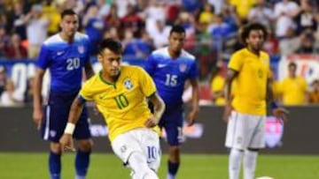 Neymar anot&oacute; de penal en la goleada sobre Estados Unidos.