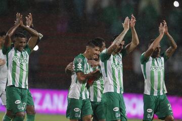 Atlético Nacional eliminó en cuartos de final al Deportivo Cali con doblete de Dayro Moreno a los 50 y 90 minutos. Los verdes avanzaron a semifinales con un marcador de 2-1.