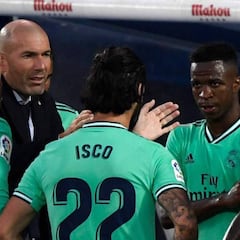 Zidane, sobre James y Bale: "Con uno sabéis lo que pasó; con el otro fue decisión técnica..."