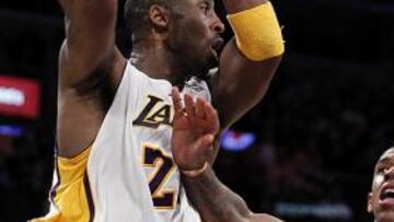 Con 22 triples, los Suns derriban a los Lakers