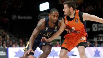 El campeón gana con puño de hierro en La Fonteta