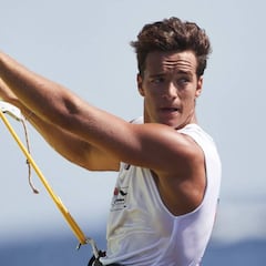 Sergi Escandell y Ángel Granda disputarán la regata final