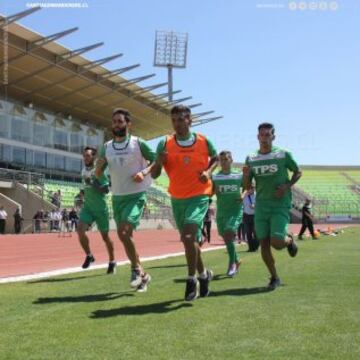 En Santiago Wanderers regresaron a la actividad en el Estadio Elías Figueroa de Playa Ancha.