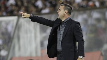 Futbol, Colo Colo vs Audax Italiano
 Segunda fecha, campeonato 2018
 El entrenador de Colo Colo Pablo Guede da instrucciones a sus jugadores durante el partido de primera division contra Audax Italiano disputado en el estadio Monumental de Santiago, Chile