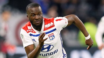 Tanguy Ndomb&eacute;l&eacute;, del Lyon, es una de las opciones que gustan a Zidane.