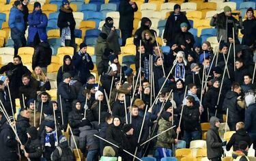 Besiktas fans hospitalised after Kiev violence