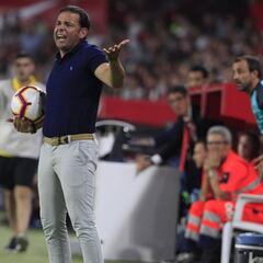 Calleja ha arrancado con mal pie como Valverde y Pellegrini