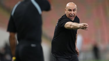 Hossam Hassan, seleccionador de Egipto.