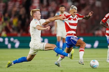 Stoichkov resucita, Bouldini languidece