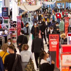 Fourth stimulus check: lawmakers support another payment