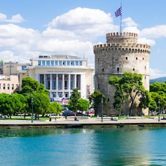 Un hombre encuentra un tesoro griego de hace 2.000 años en una bolsa de basura en la calle: “No sería la estatua principal del templo”