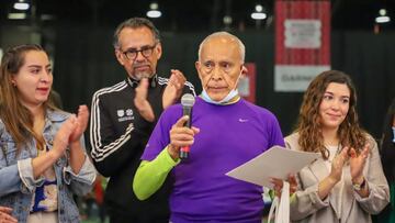 El “Hombre Maratón” se retira tras 38 años de carrera