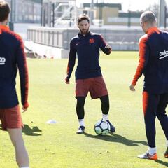 Busquets se queda en el gimnasio y es duda ante el Valencia