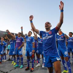 “En la U no damos de qué hablar en cosas extrafutbolísticas, no nos contagiamos de eso...”