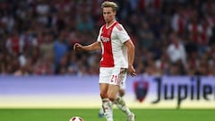 PSG? Barça? Bayern? I haven't decided my future yet – De Jong