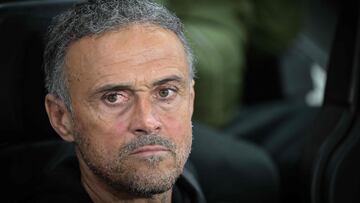 Paris Saint-Germain's Spanish headcoach Luis Enrique looks on during the French L1 football match between SCO Angers and Paris Saint-Germain (PSG) at The Raymond-Kopa Stadium in Angers, western France, on November 9, 2024. (Photo by Damien MEYER / AFP)