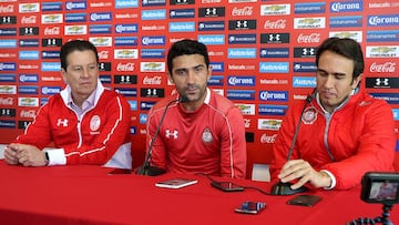 El vicepresidente de los Diablos, reveló en ESPN que están dispuestos a ofrecerle al brasileño naturalizado un lugar en el club.