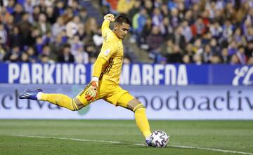 Alphonse Areola.