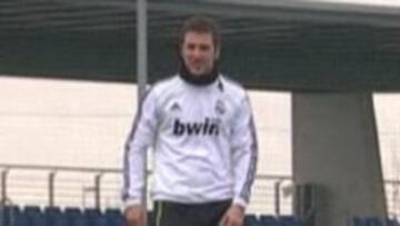 Higuaín ya trabaja sobre el césped de Valdebebas