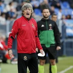 "Me siento como un entrenador nuevo para estas 11 finales"