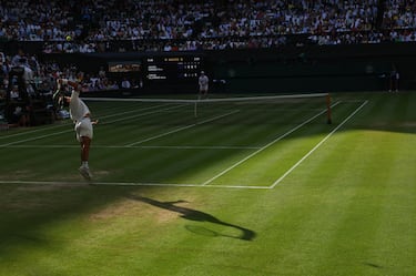 How much prize money did Jannik Sinner win at Wimbledon 2025?