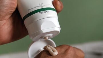 Exfoliante facial Bulldog Original para hombre