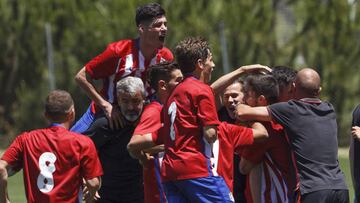 El juvenil, una piña.