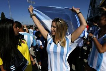 Futbol, Argentina v Chile.
Copa America Centenario 2016.
Hinchas de la seleccion argentina alientan a su equipo durante el partido del grupo D de la Copa Centenario contra Chile disputado en el estadio Levi's de Santa Clara, Estados Unidos.
06/06/2016
Andres Pina/Photosport*********