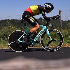 Van Aert tuvo que pasar por el quirófano de nuevo tras su caída