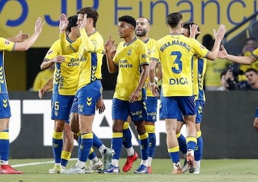 No le sumará como asistencia porque tocó en un defensor, pero Marvin dio el pase de gol a la media vuelta, en el tanto de Pedrola. Gran desempeño en defensa, con subidas constantes desde la banda derecha.