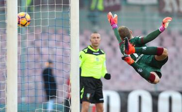 Chelsea have two options if Courtois goes to Madrid