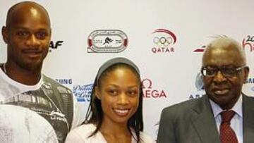 <b>LISTOS. </b>Asafa Powell, Allyson Felix, Lamine Diack (presidente de la IAAF) y Vivian Cheruiyot, ayer.